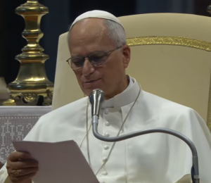 O Papa: redescobrir a oração como dimensão fundamental da nossa humanidade